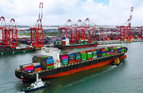 海運公司加強與其他行業(yè)的合作，共同探索可持續(xù)發(fā)展的解決方案